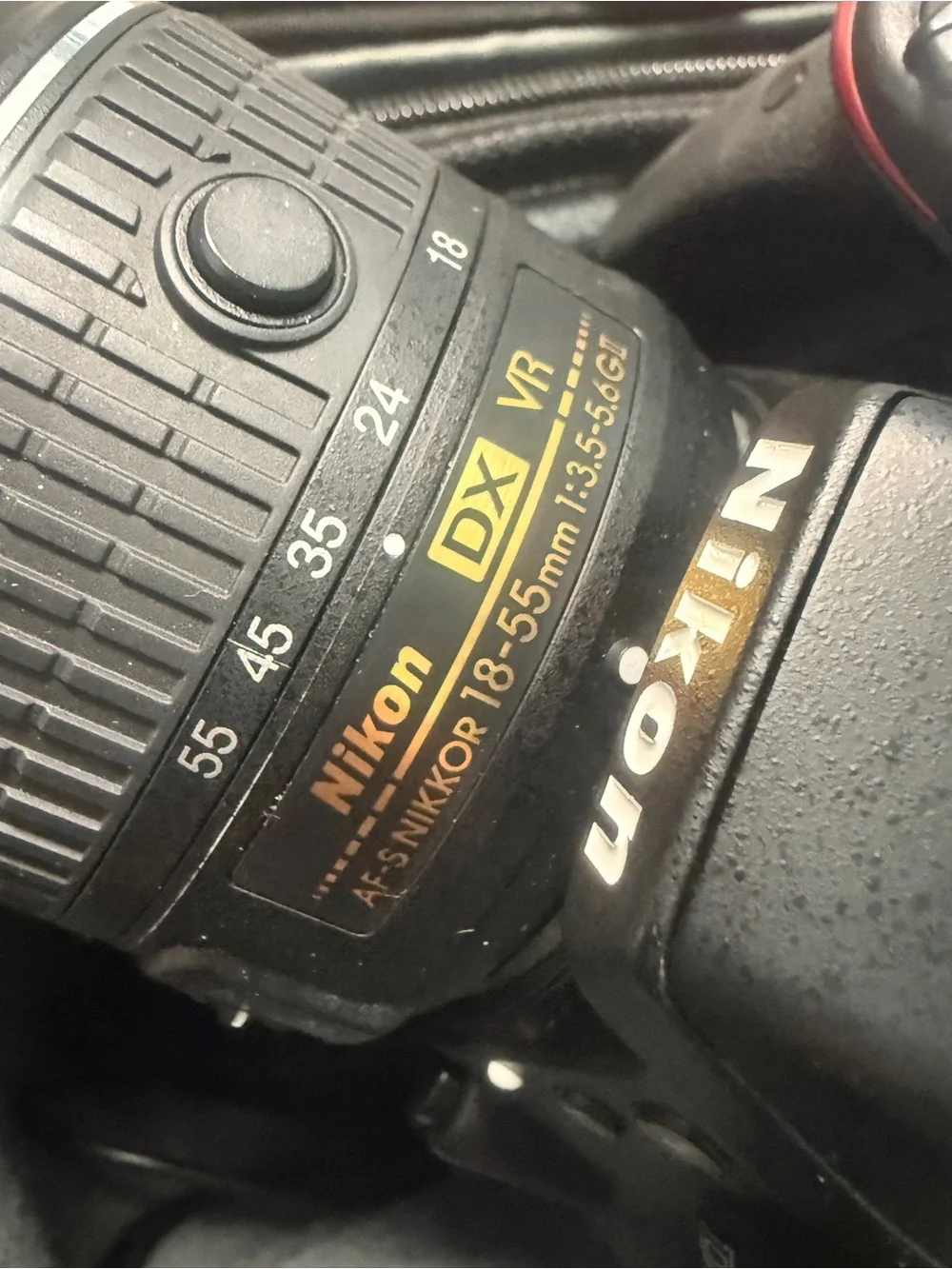 Nikon D3300 DSLR Camera with Black Lens - Nikon Black